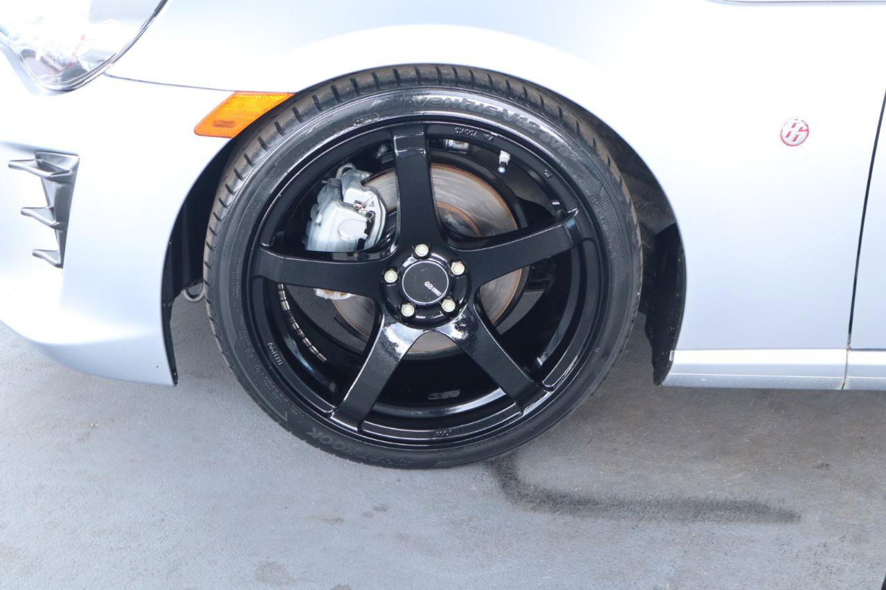 Used 2020 Toyota 86 RWD image 12