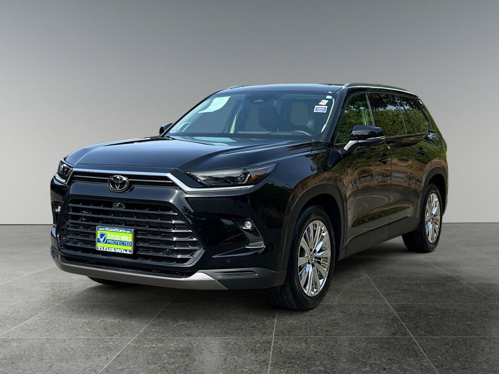Used 2024 Toyota Grand Highlander Platinum image 3