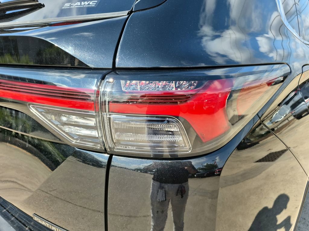 New 2025 Mitsubishi Outlander SEL image 30