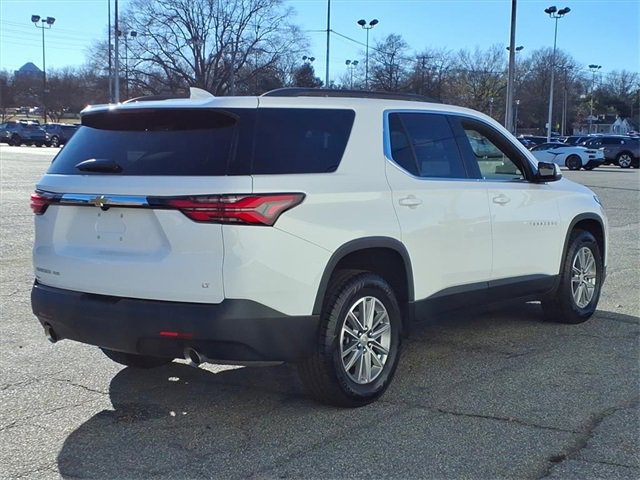 Certified 2022 Chevrolet Traverse LT w/ LPO, Floor Liner Package image 5