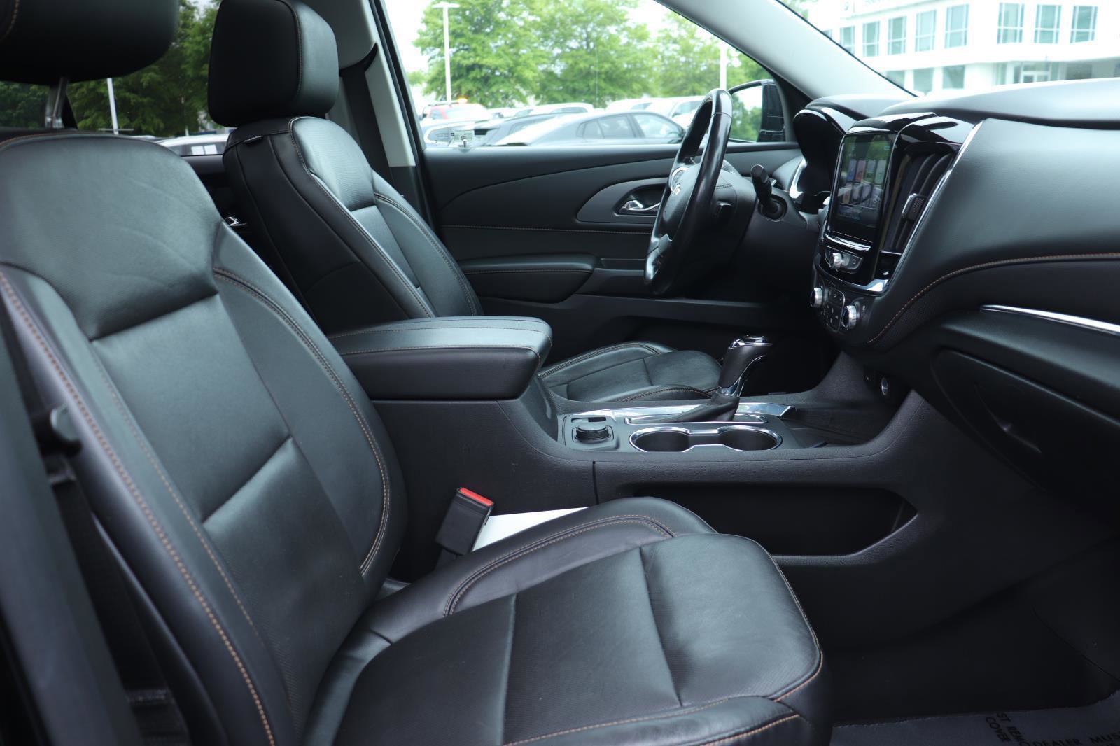 Used 2019 Chevrolet Traverse Premier w/ Driver Confidence II Package FWD image 20