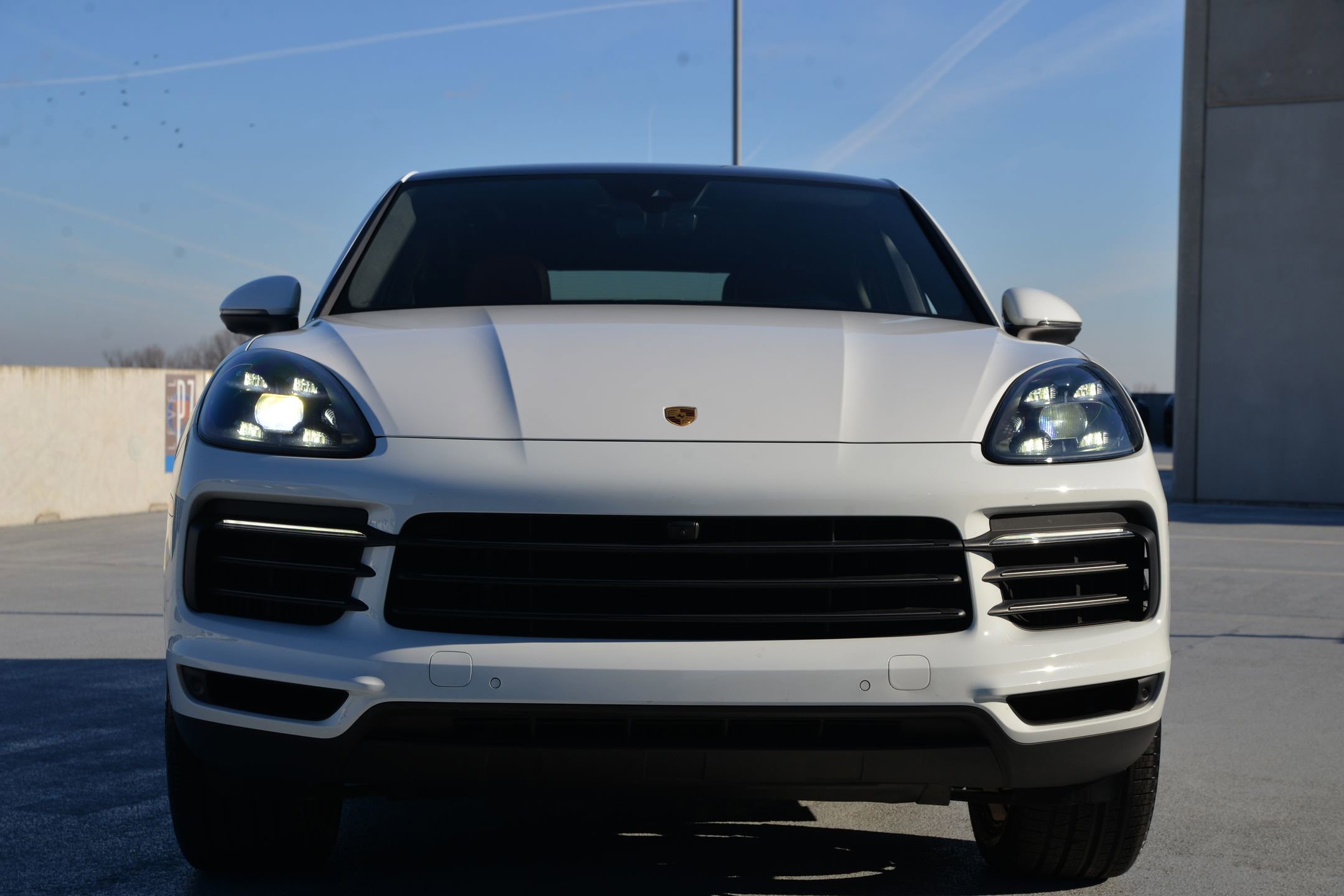 Certified 2023 Porsche Cayenne Platinum Edition image 6