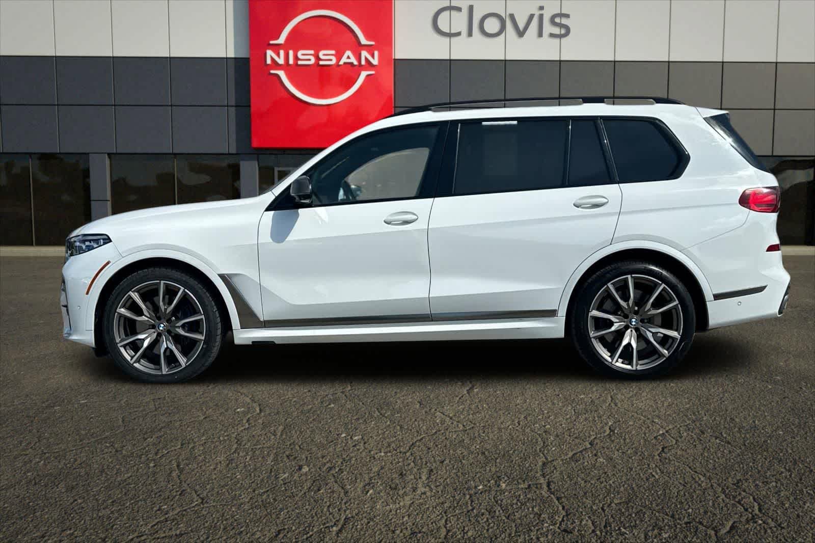 Used 2020 BMW X7 M50i AWD/4WD image 6
