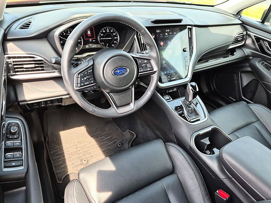 Used 2025 Subaru Outback Touring AWD/4WD image 33