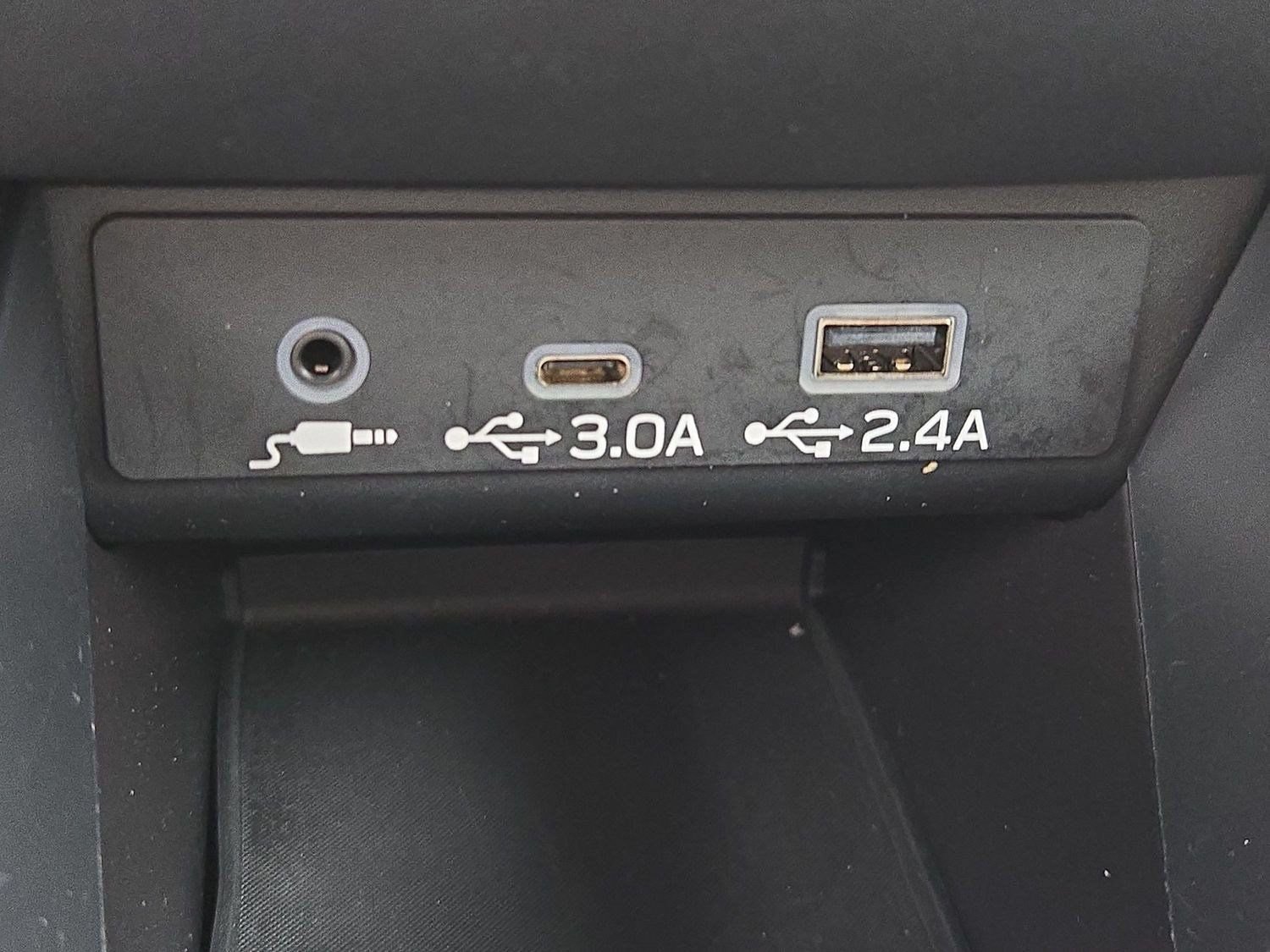 Used 2023 Subaru Outback Limited AWD/4WD image 23