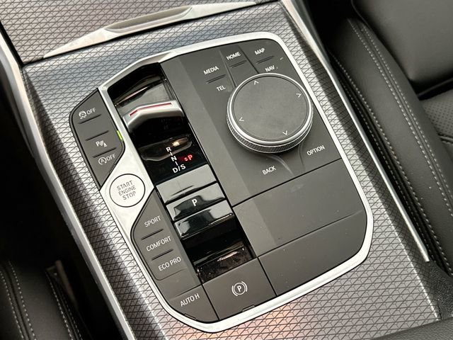 Used 2025 BMW 330i xDrive Sedan image 16