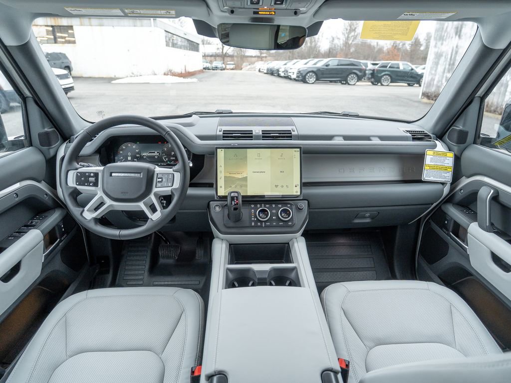 New 2026 Land Rover Defender 110 X-Dynamic SE image 17