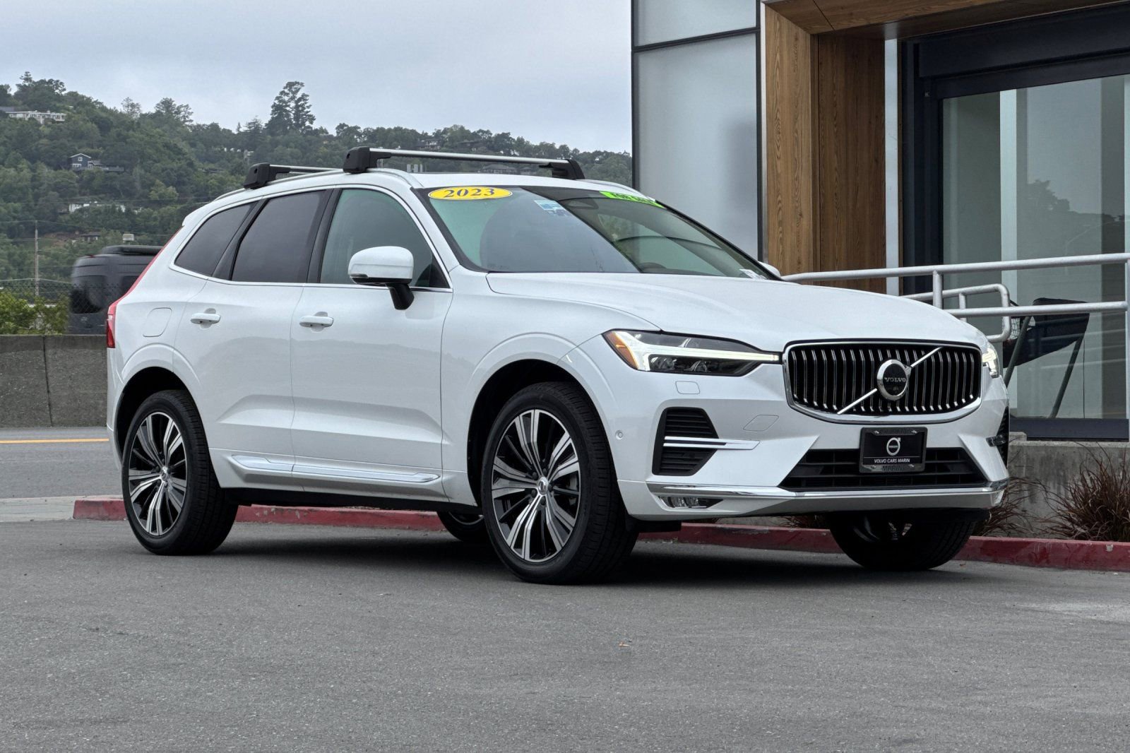 Certified 2023 Volvo XC60 B5 Plus w/ Protection Package Premier FWD image 10