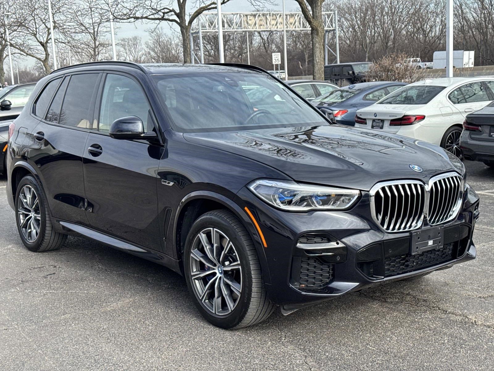 Certified 2023 BMW X5 xDrive45e w/ Executive Package image 3