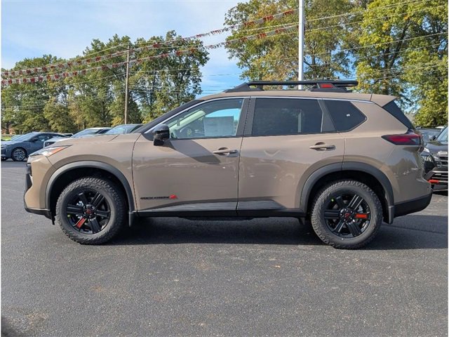 New 2026 Nissan Rogue SV image 4