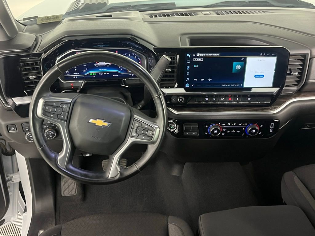 Used 2025 Chevrolet Silverado 2500 LT w/ Convenience Package AWD/4WD image 13