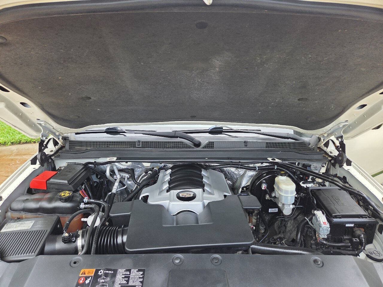 Used 2015 Cadillac Escalade Premium RWD image 22