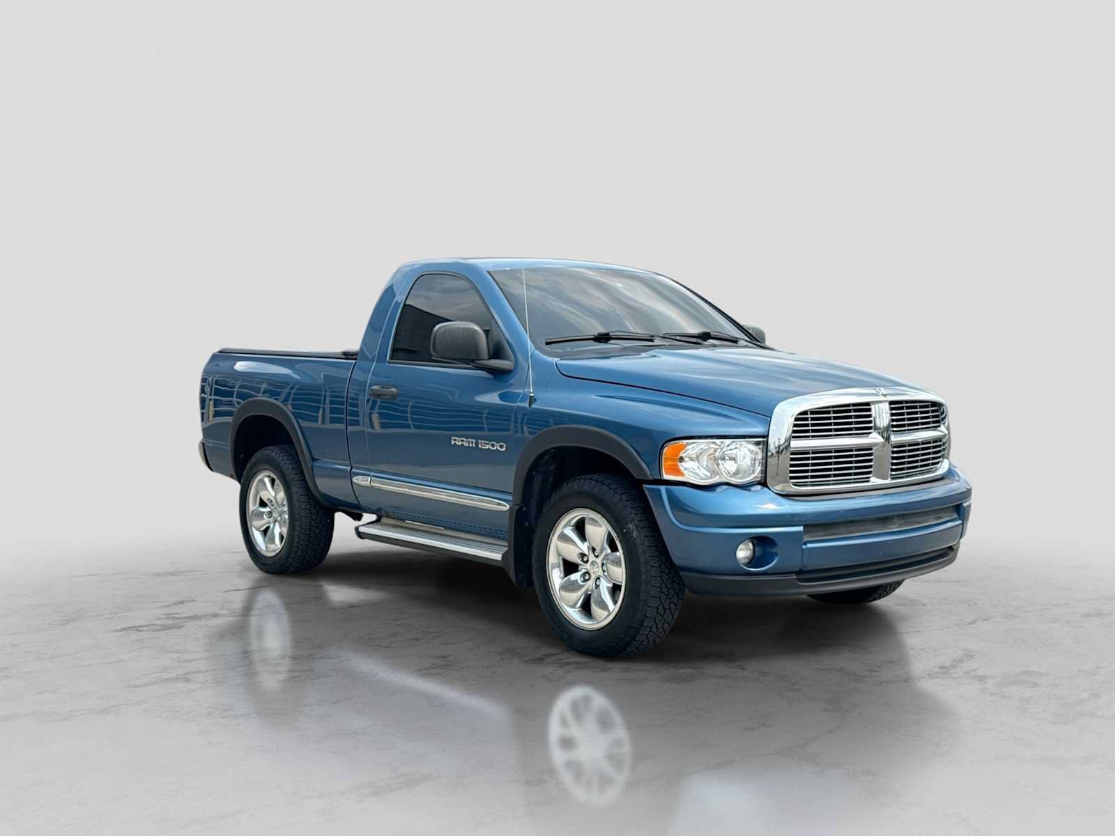 Used 2004 Dodge Ram 1500 Truck SLT w/ Sport Appearance Group AWD/4WD image 8