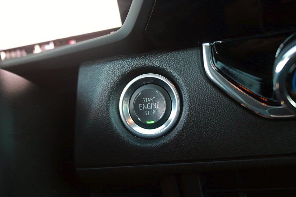 Used 2025 Chevrolet Colorado Trail Boss AWD/4WD image 22