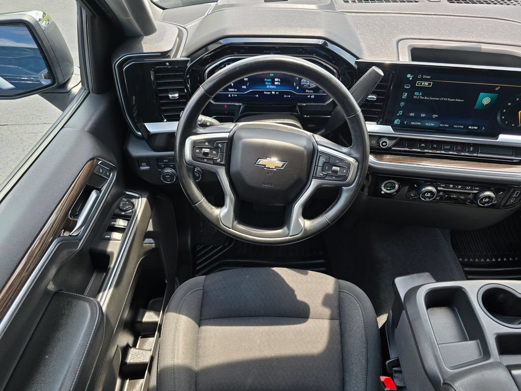 Used 2023 Chevrolet Silverado 1500 LT AWD/4WD image 19