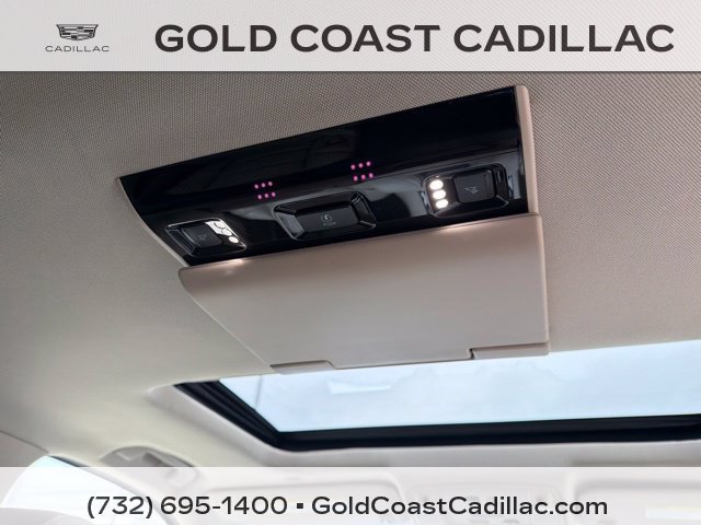 Used 2019 Cadillac Escalade ESV Luxury AWD/4WD image 12