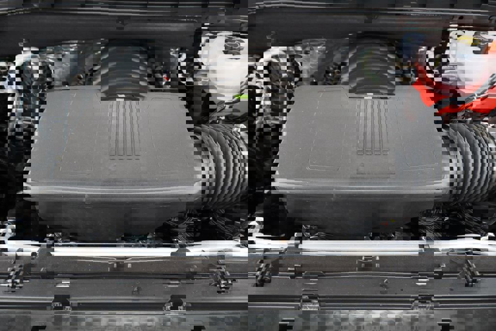 New 2026 GMC Sierra 1500 SLE image 19