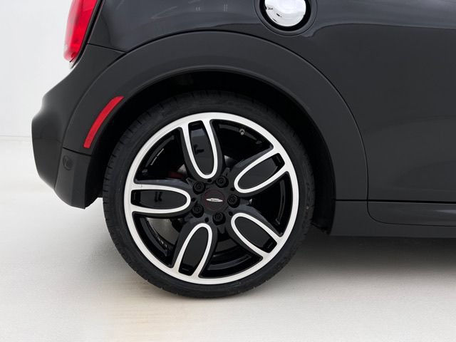 Used 2018 MINI Cooper John Cooper Works FWD image 32