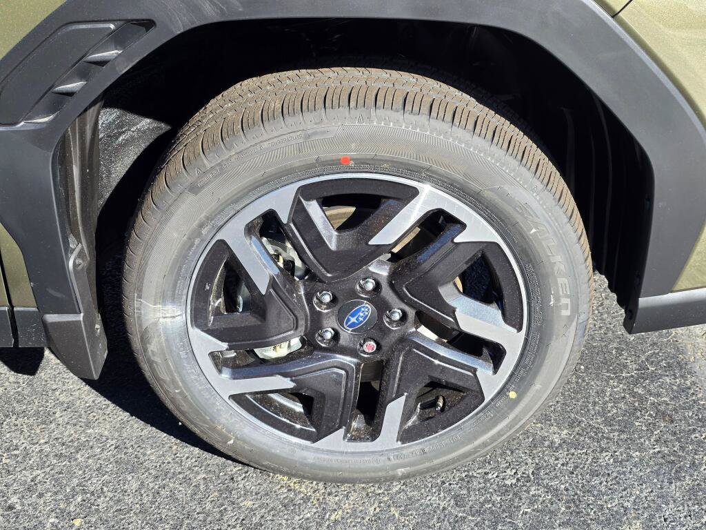 New 2026 Subaru Forester Touring AWD/4WD image 9