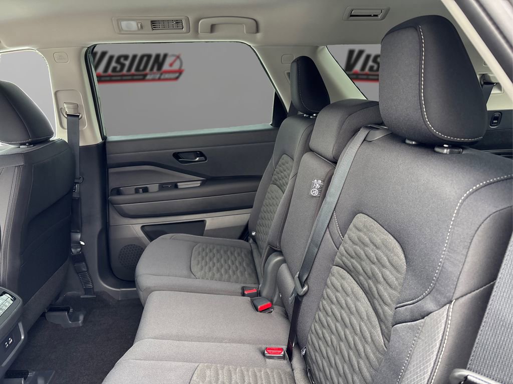 New 2025 Nissan Pathfinder SV w/ Black Appearance Package image 10