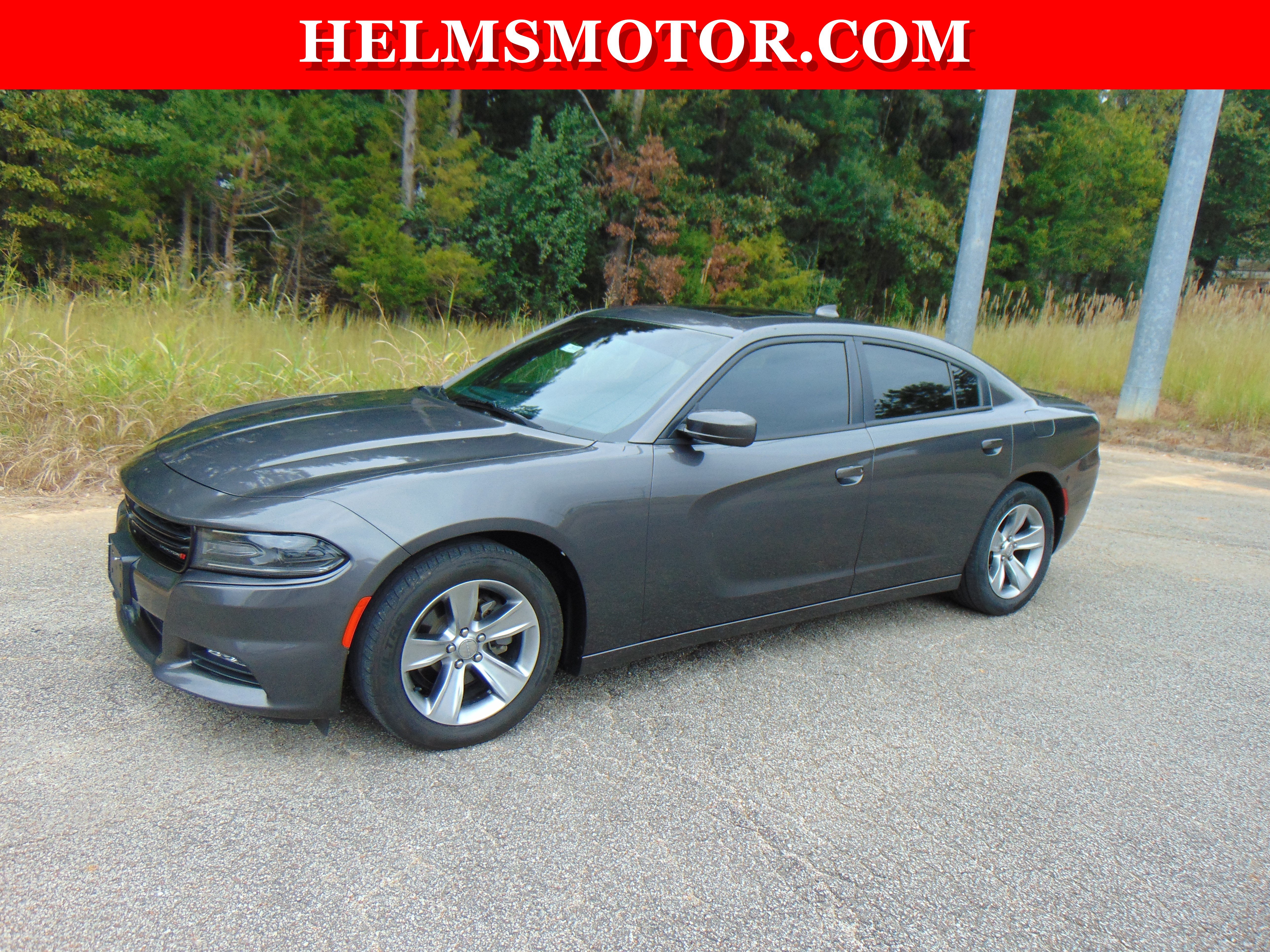 Used 2015 Dodge Charger SXT RWD image 8
