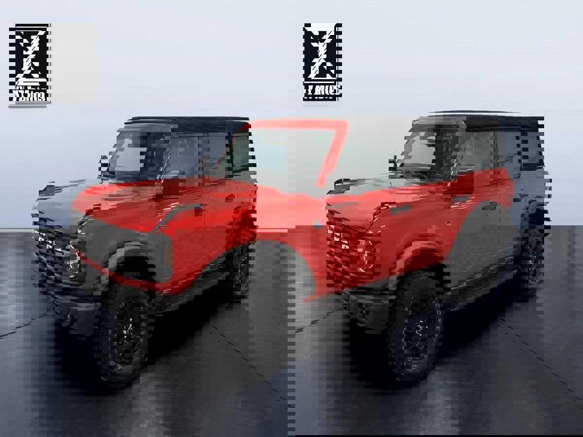 Used 2022 Ford Bronco Black Diamond image 1