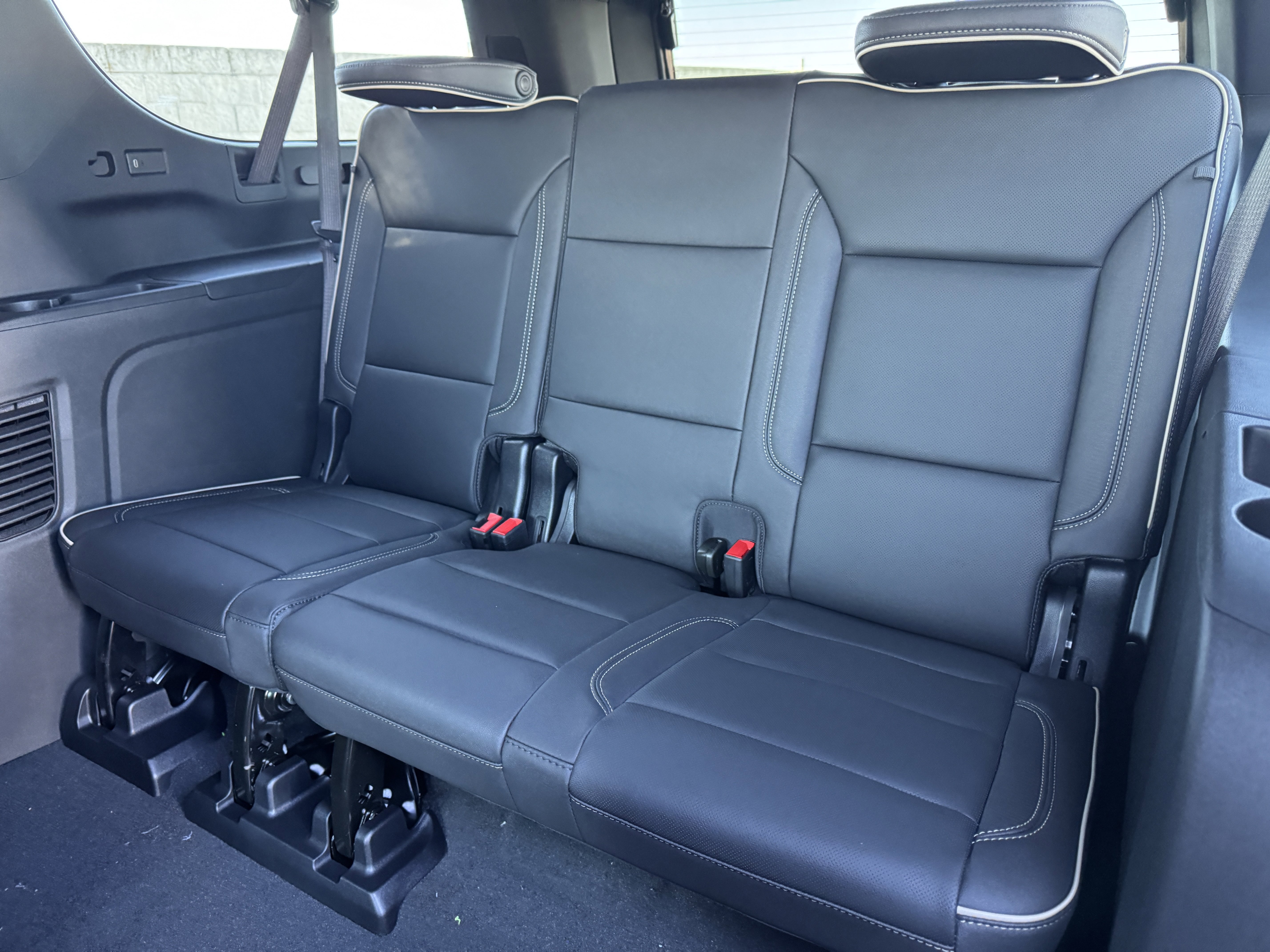 New 2026 Chevrolet Suburban Premier w/ Sun And Tow Package image 19