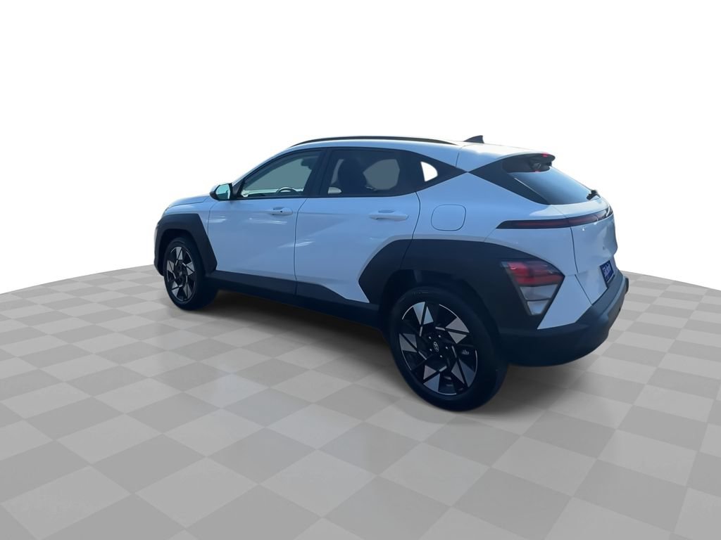 Used 2025 Hyundai Kona SEL FWD image 5