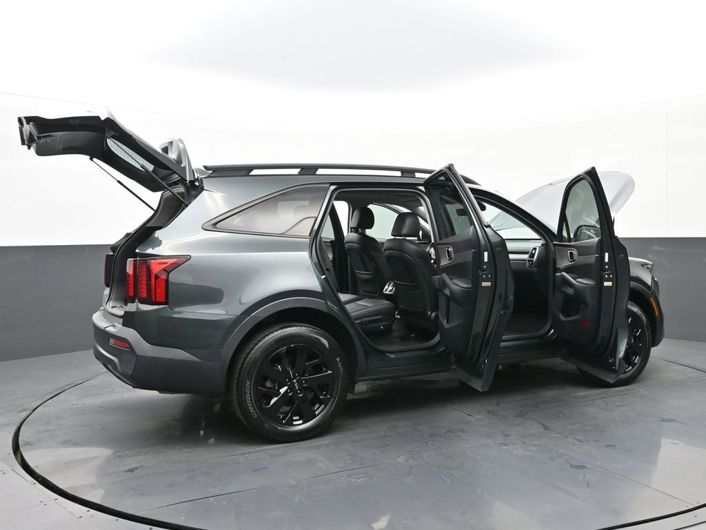 Used 2023 Kia Sorento S w/ Panoramic Sunroof Package image 42