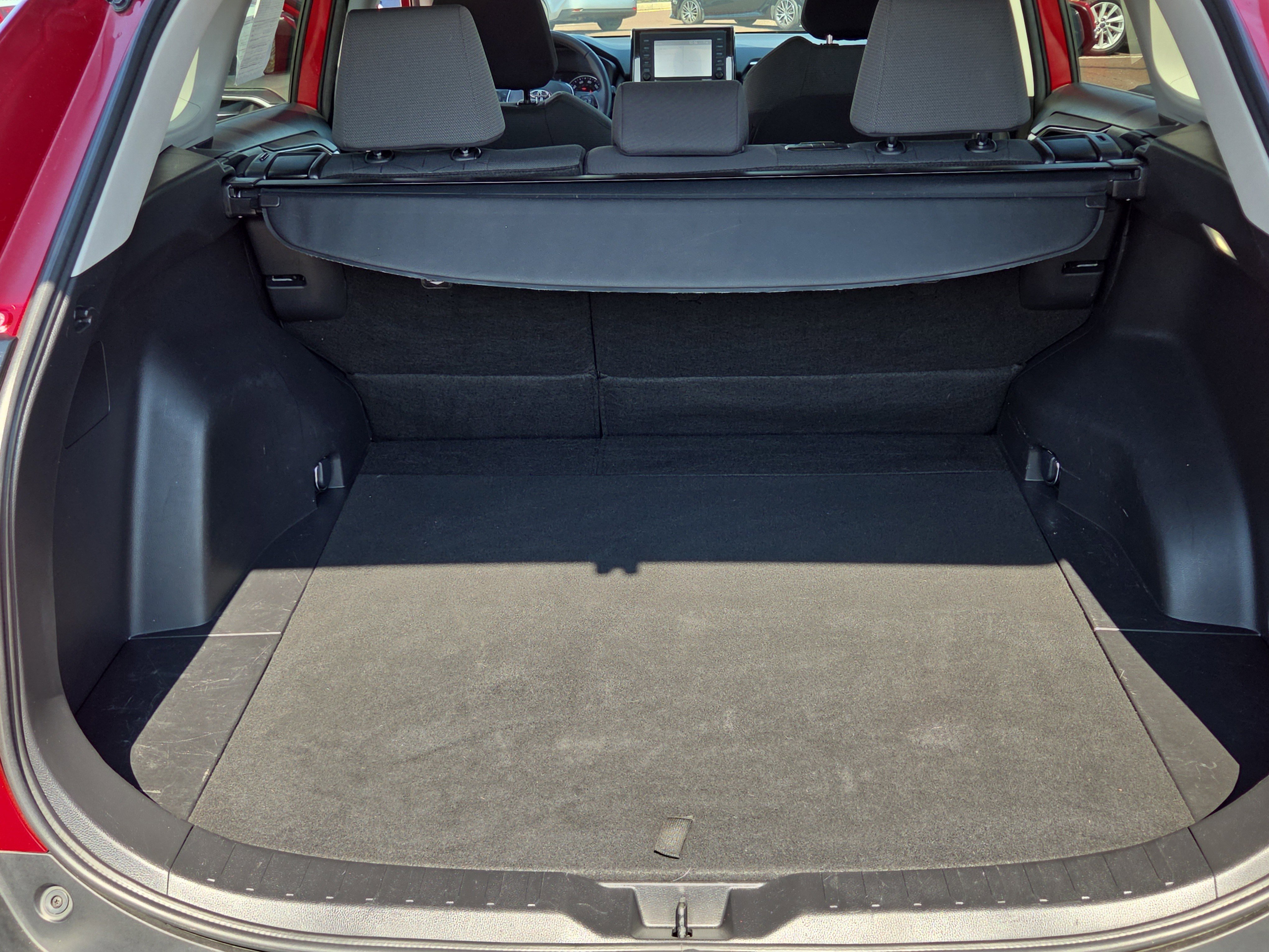 Certified 2022 Toyota RAV4 XLE w/ Convenience Package image 36