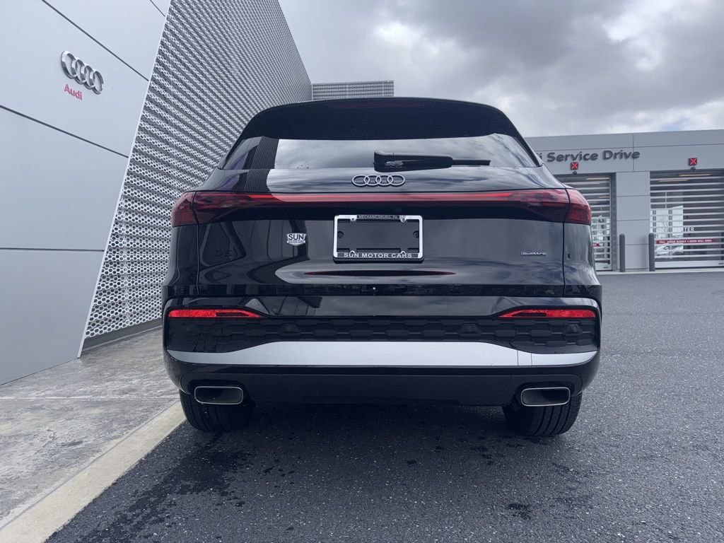 Certified 2025 Audi Q5 2.0T Premium Plus w/ Premium Plus image 14