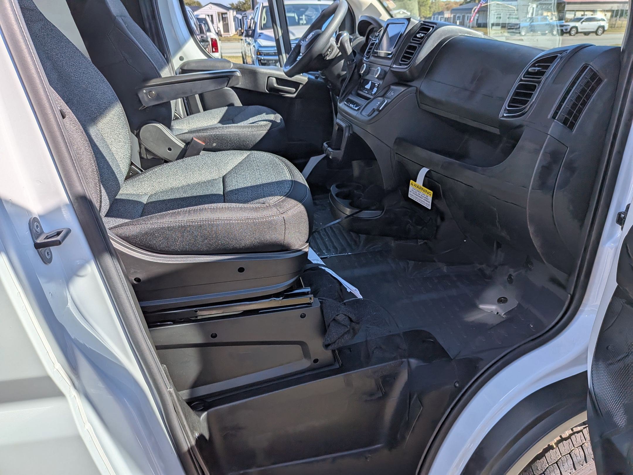 New 2026 RAM ProMaster 1500 w/ Convenience Group FWD image 27