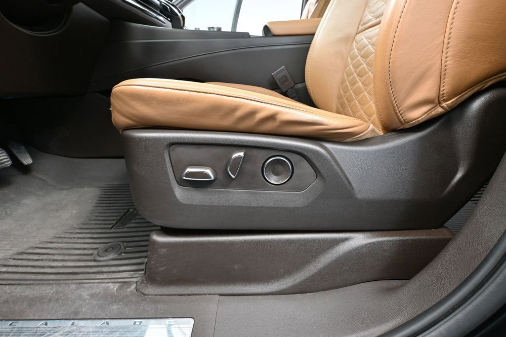 Used 2021 Cadillac Escalade Sport AWD/4WD image 24