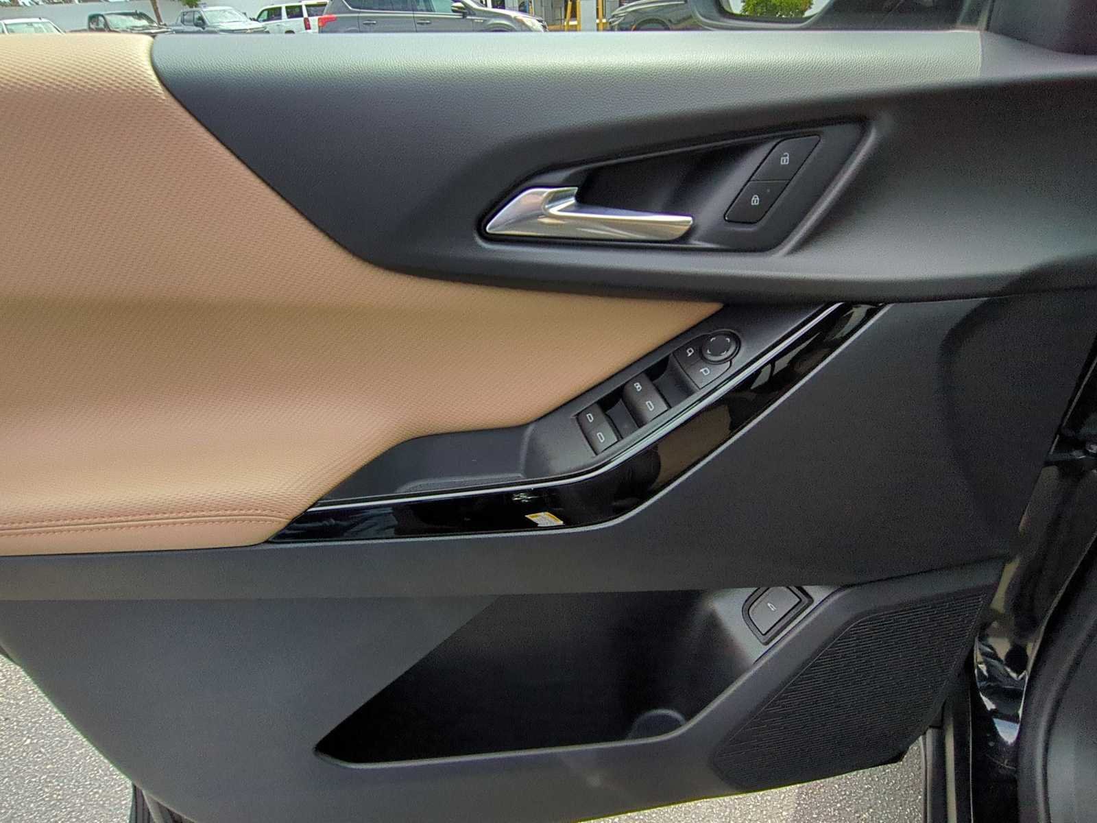 New 2026 Chevrolet Equinox ACTIV FWD image 10