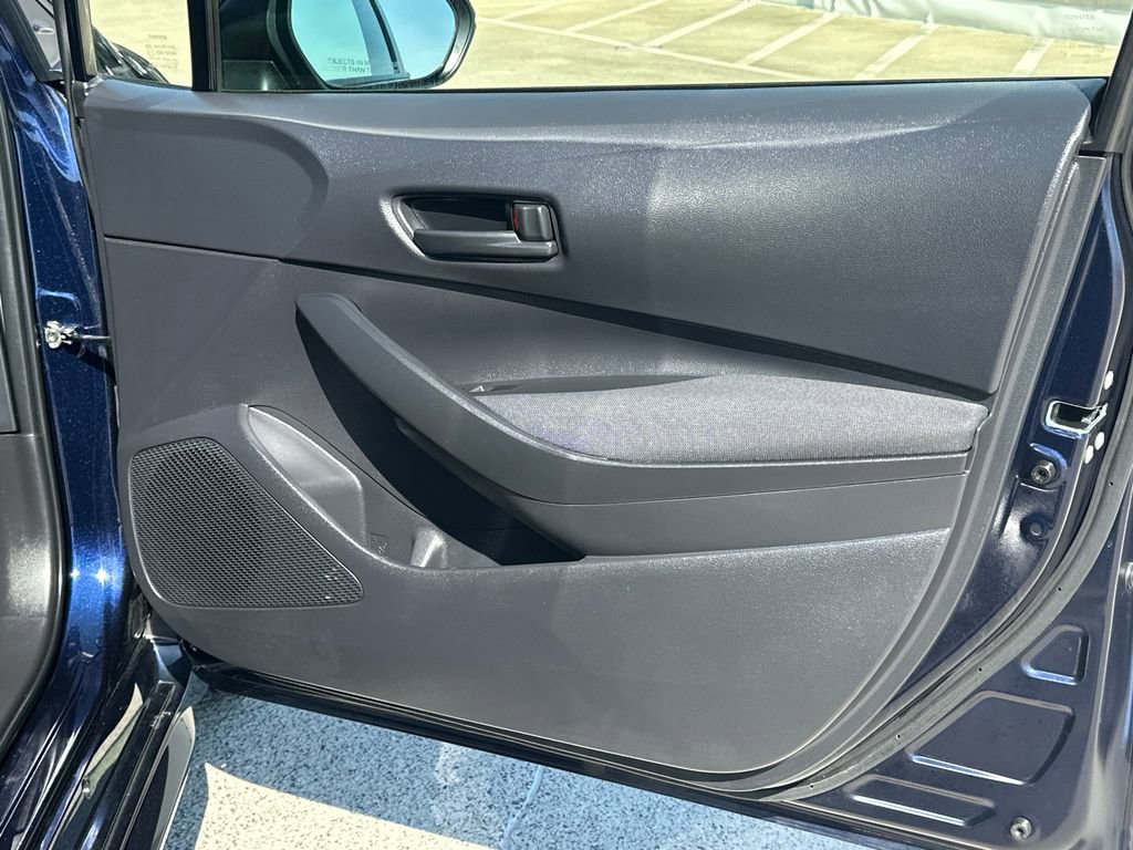 Used 2023 Toyota Corolla LE w/ Carpet Mat Package (TMS) image 10