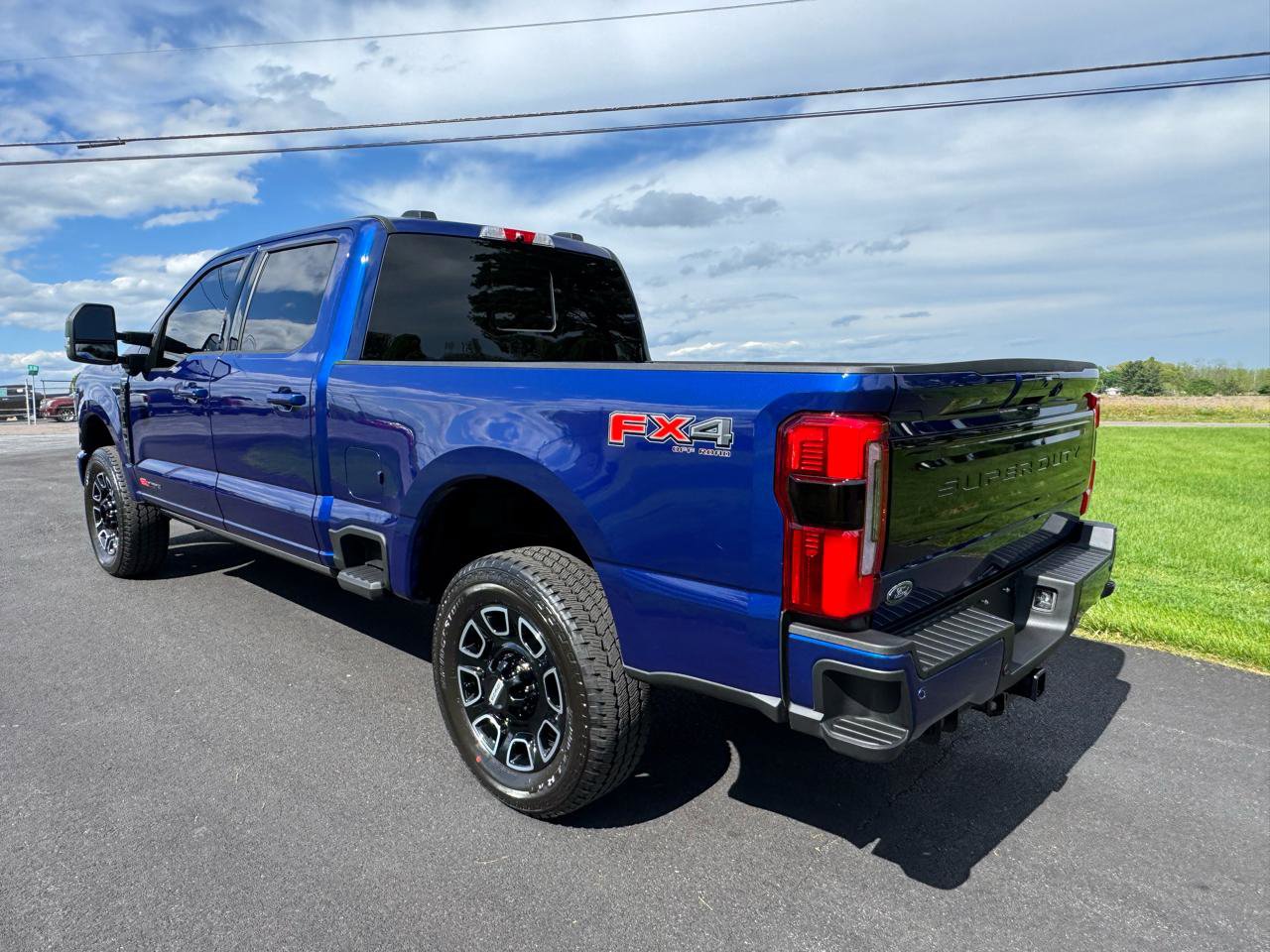 Used 2026 Ford F350 Platinum AWD/4WD image 4