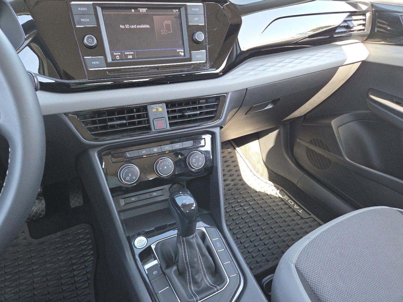 Used 2023 Volkswagen Taos S image 25