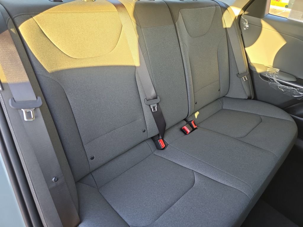 New 2025 Kia K4 LXS image 21