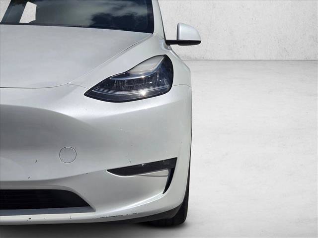 Used 2023 Tesla Model Y Long Range AWD/4WD image 9