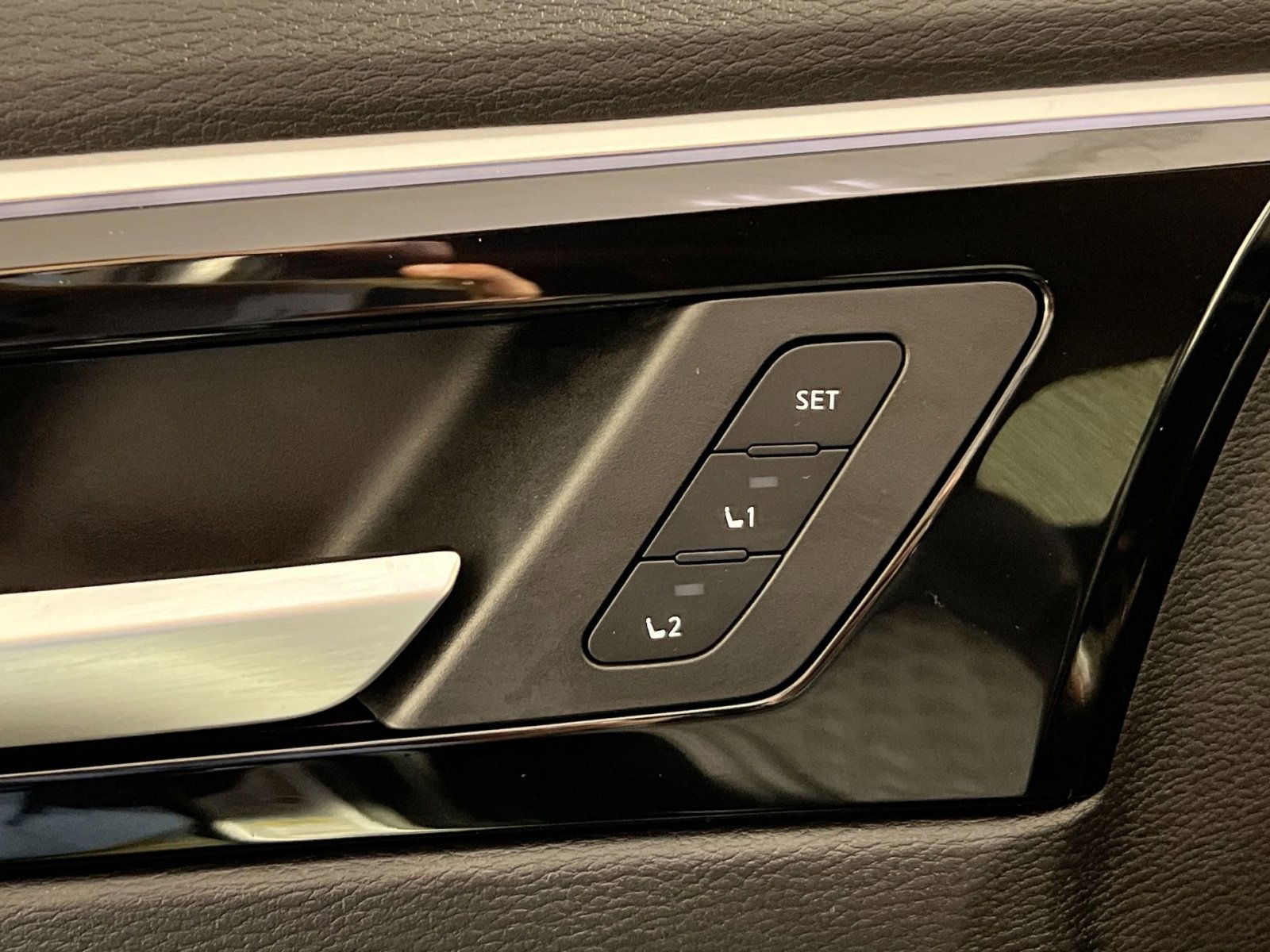 Used 2024 Mitsubishi Outlander SEL image 33