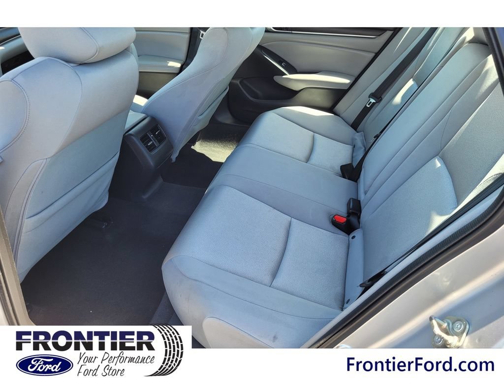 Used 2018 Honda Accord EX image 26