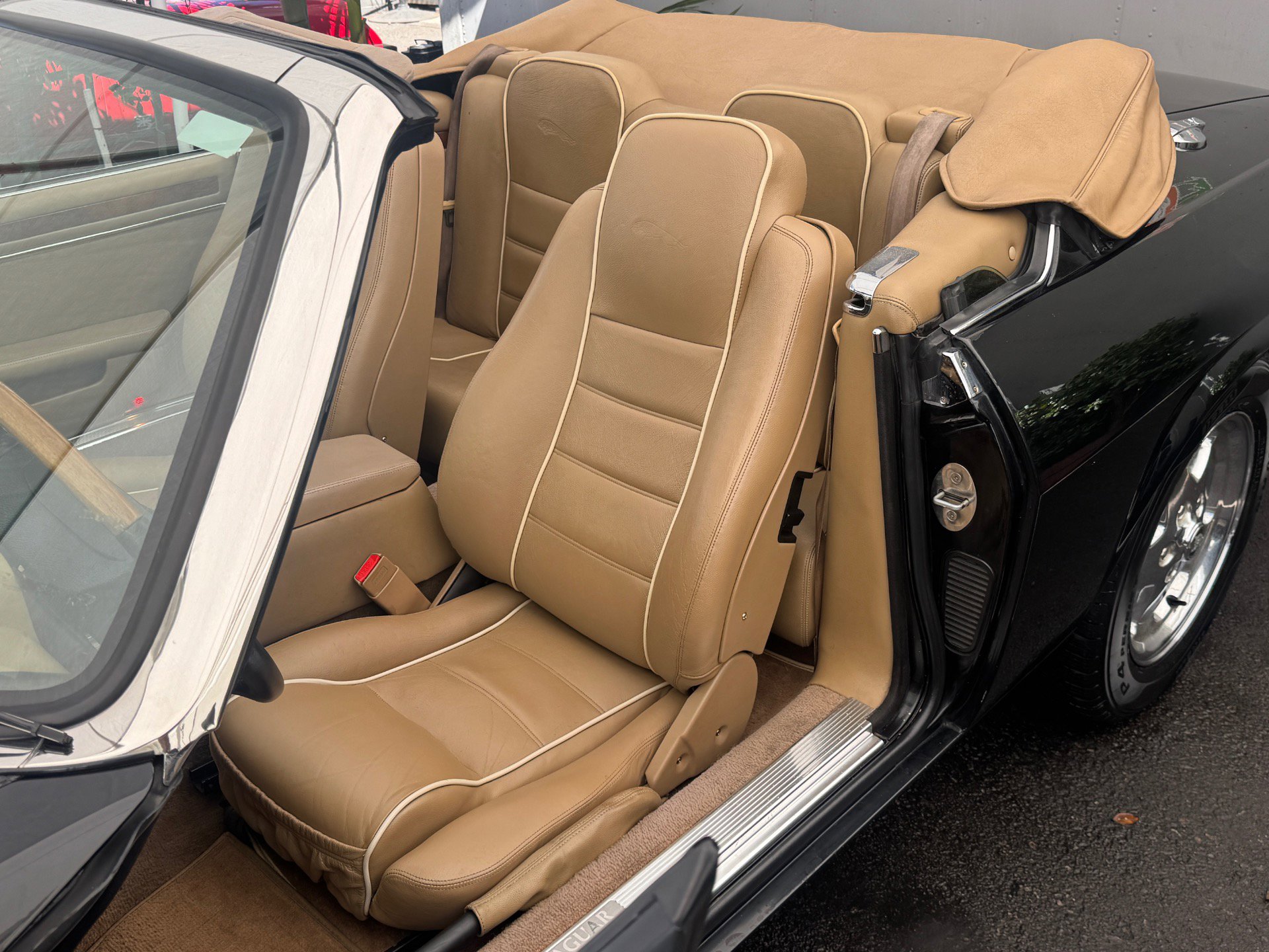 Used 1996 Jaguar XJS 4.0 Convertible image 31