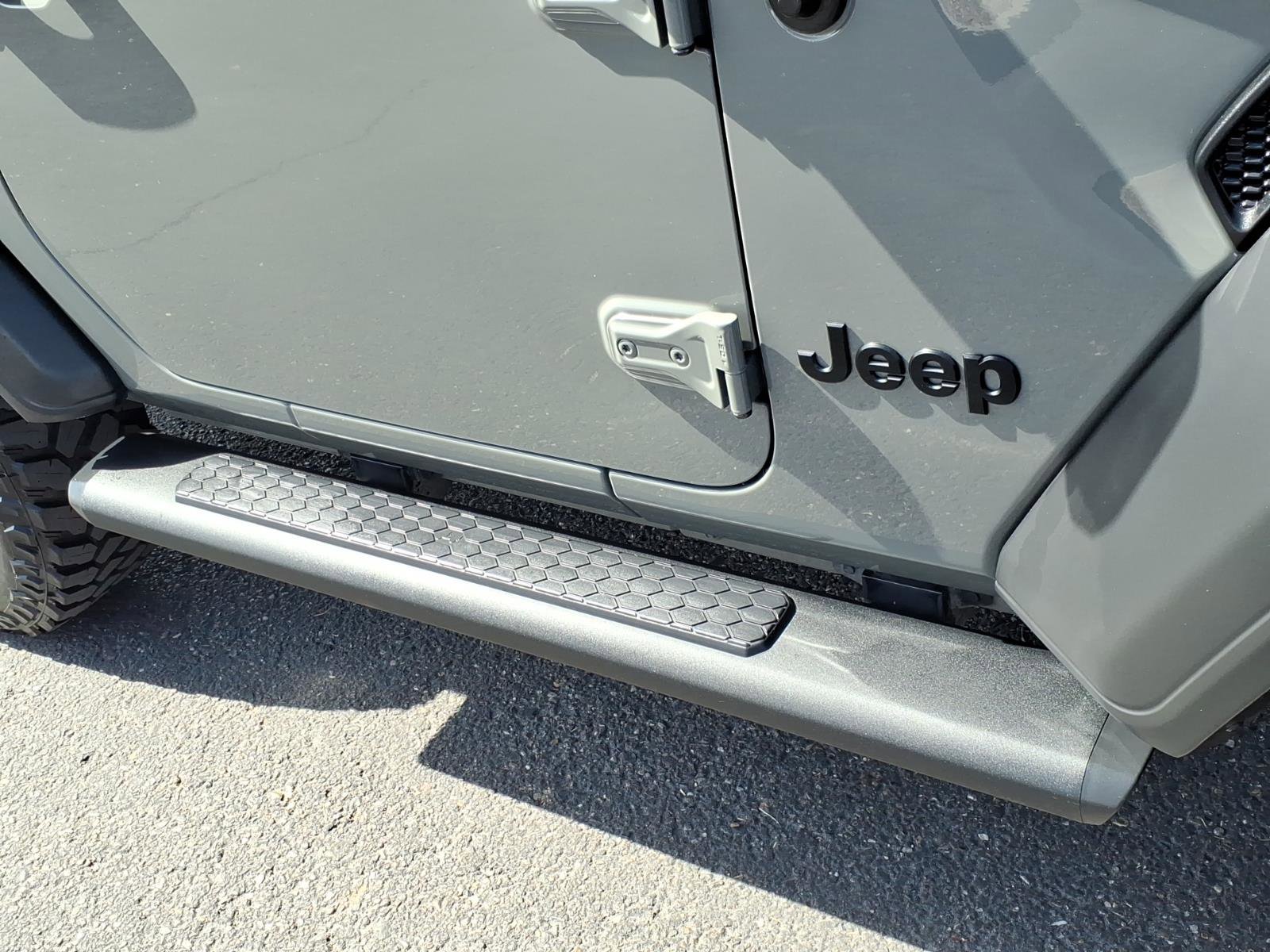 Used 2021 Jeep Wrangler Sport S image 10