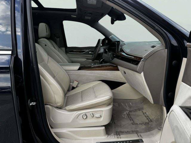 Used 2021 Cadillac Escalade Premium Luxury Platinum AWD/4WD image 65