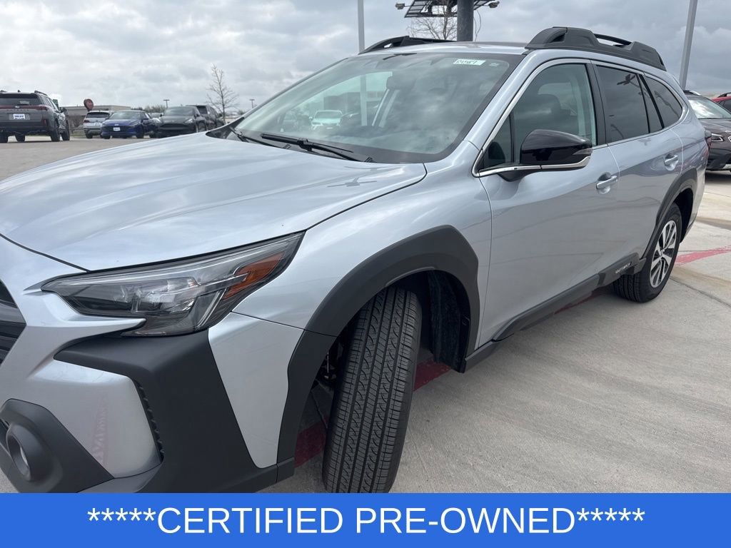 Certified 2025 Subaru Outback Premium image 2