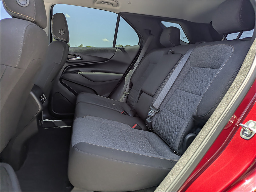 Certified 2023 Chevrolet Equinox LT FWD image 14