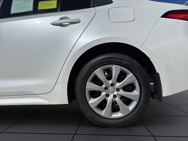 Used 2025 Toyota Corolla LE image 25