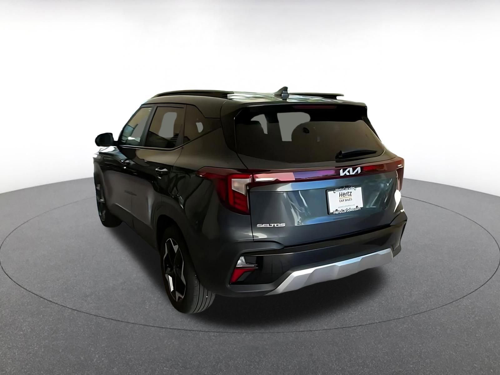 Used 2025 Kia Seltos S FWD image 11