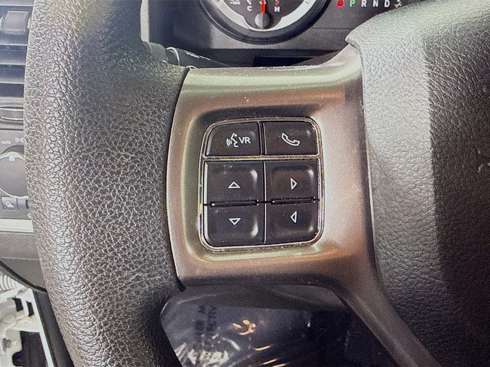 Used 2022 RAM 1500 Classic SLT image 14