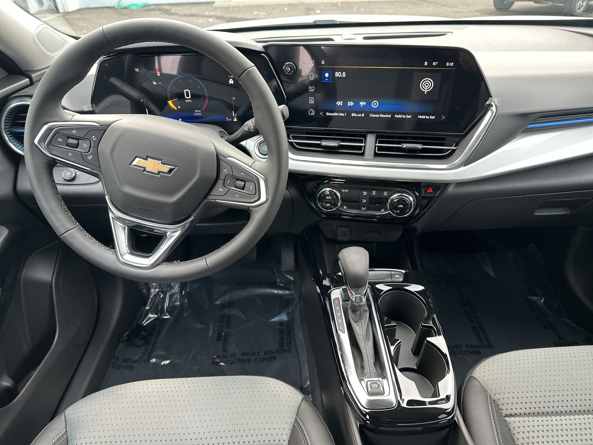 New 2026 Chevrolet Trax LT w/ LT Convenience Package FWD image 21